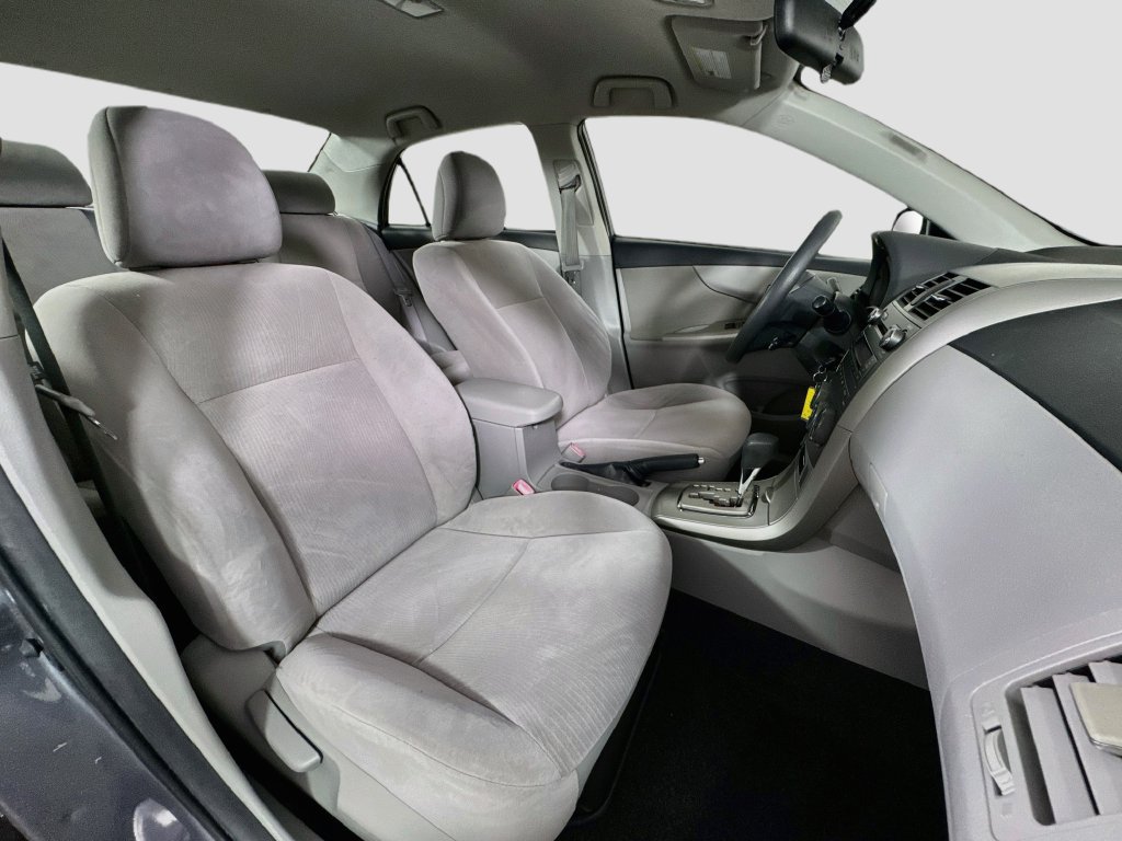 Used 2011 Toyota Corolla LE FWD image 26