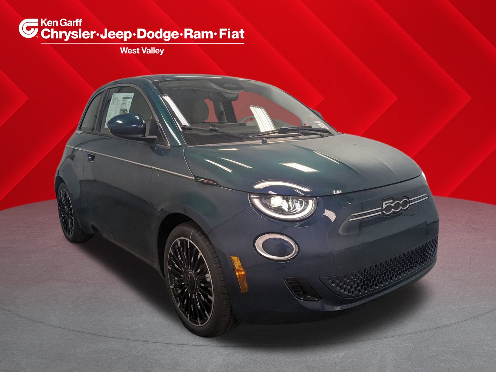 New 2025 FIAT 500 e w/ Quick Order Package 21B Icona