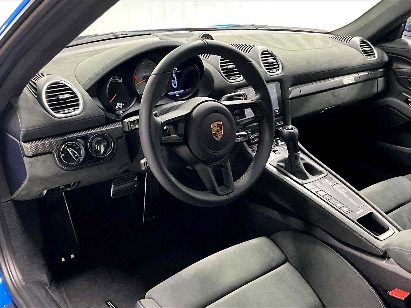 Used 2024 Porsche 718 Cayman GT4 RS RWD image 6