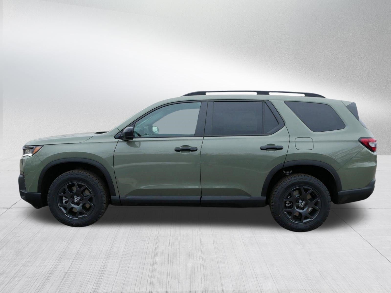 New 2026 Honda Pilot TrailSport image 4