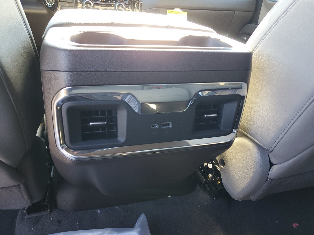 New 2026 GMC Sierra 1500 SLT w/ SLT Premium Package AWD/4WD image 18