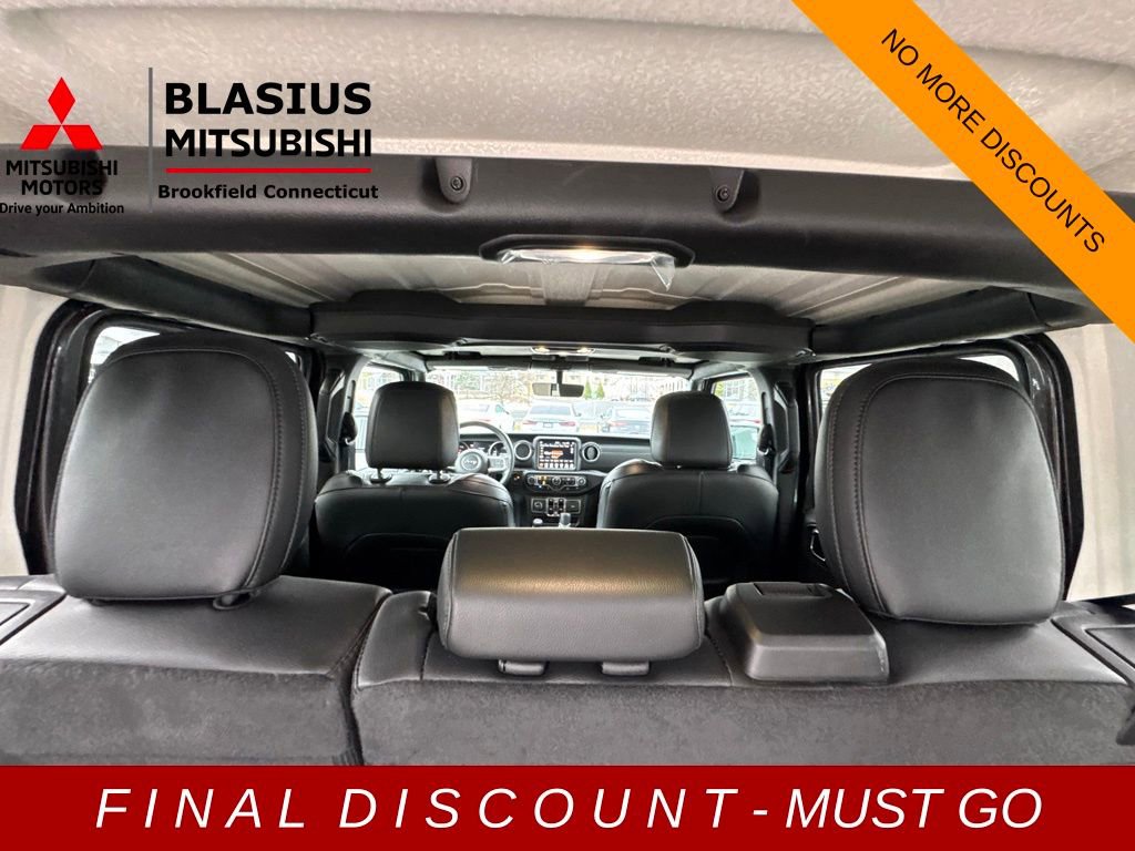 Used 2023 Jeep Wrangler Unlimited Sahara w/ Cold Weather Group image 36