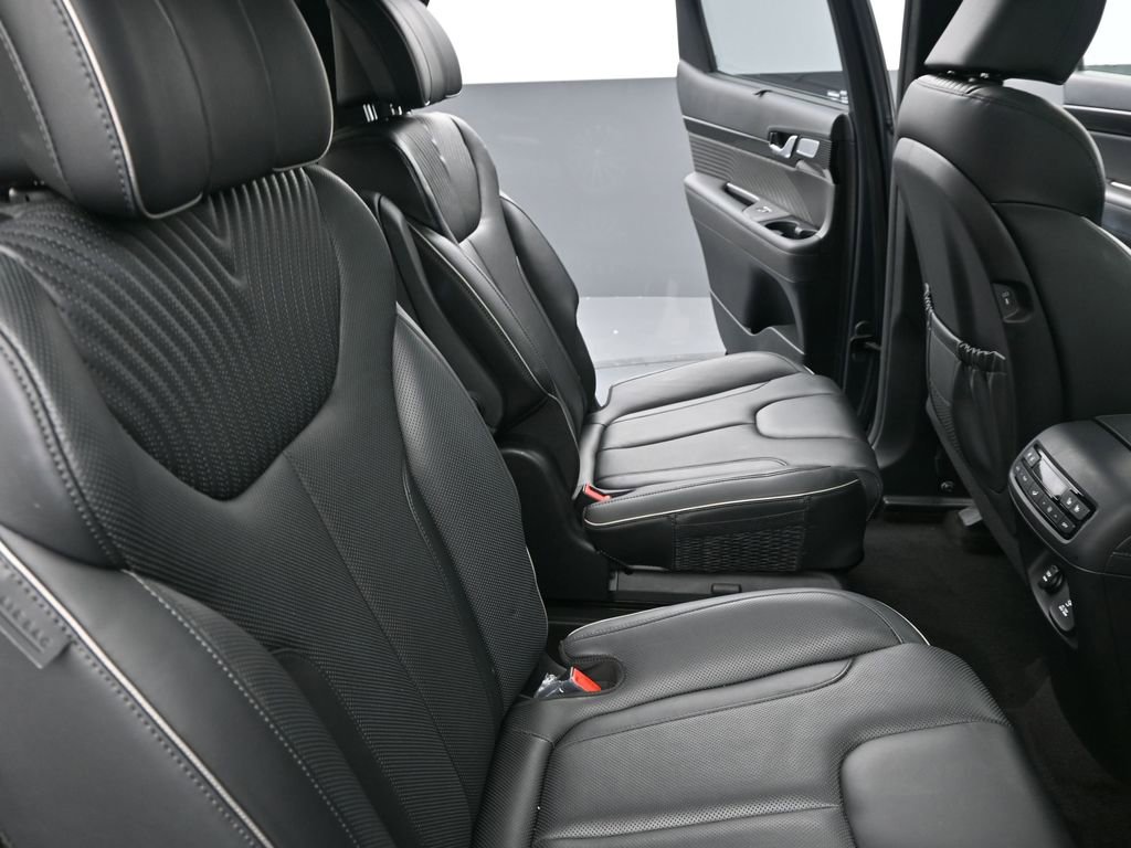 Used 2023 Hyundai Palisade Calligraphy w/ Cargo Package image 29