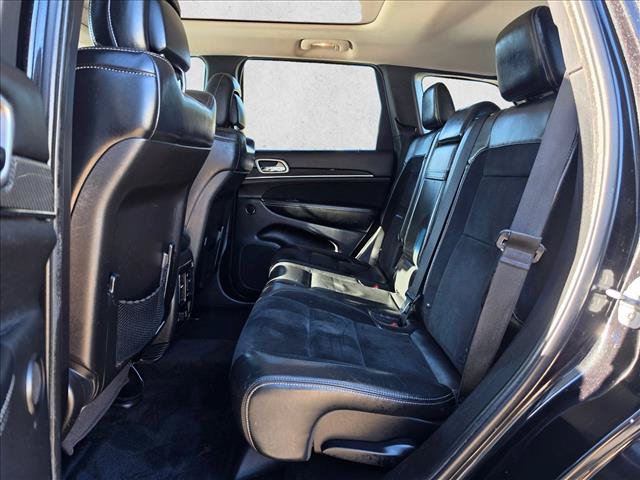 Used 2012 Jeep Grand Cherokee SRT8 w/ Luxury Group II AWD/4WD image 17