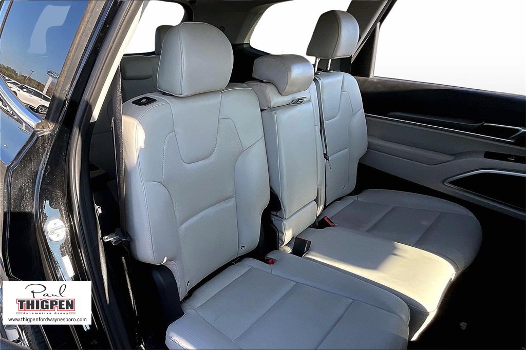 Used 2020 Kia Telluride S w/ S 8 Passenger Seating Package image 24