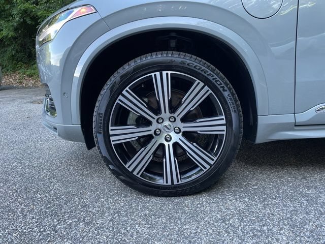 Certified 2025 Volvo XC90 T8 Plus w/ Protection Package Premier AWD/4WD image 27