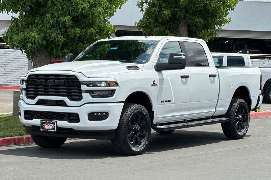 New 2026 RAM 2500 Big Horn AWD/4WD image 8