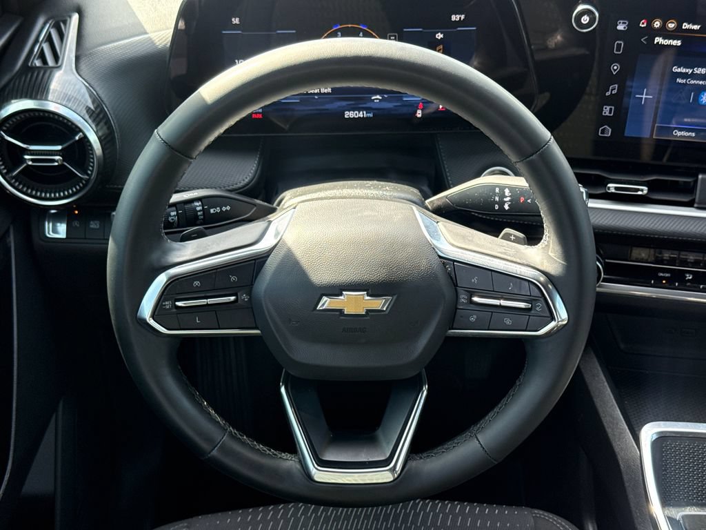 Used 2025 Chevrolet Equinox LT w/ Safety and Technology Package FWD image 14