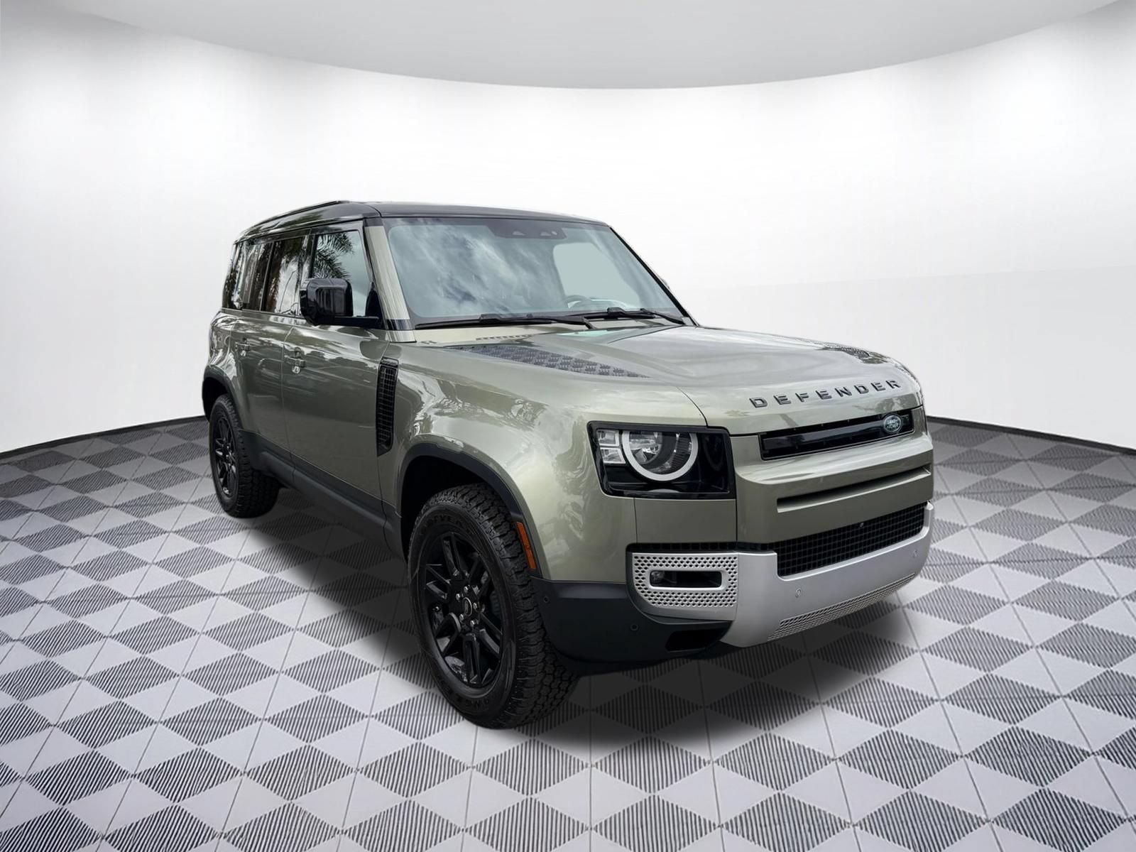 Used 2021 Land Rover Defender 110 S AWD/4WD image 5