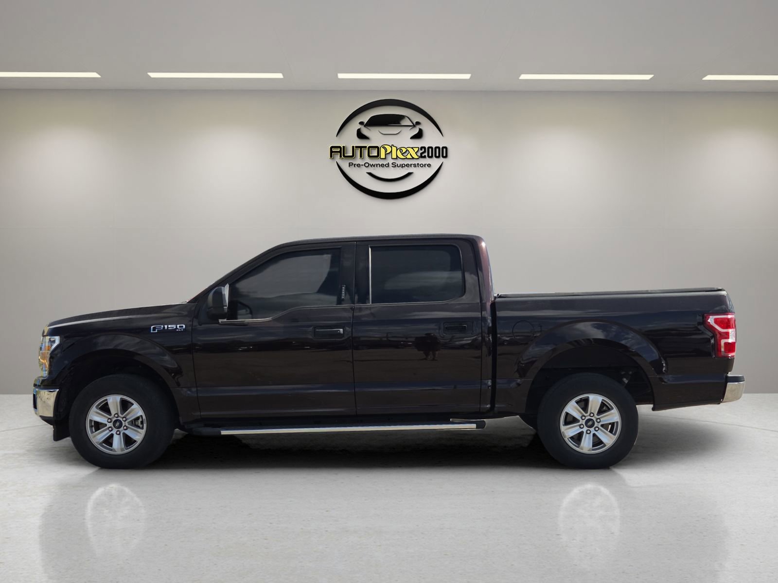 Used 2019 Ford F150 XLT image 4