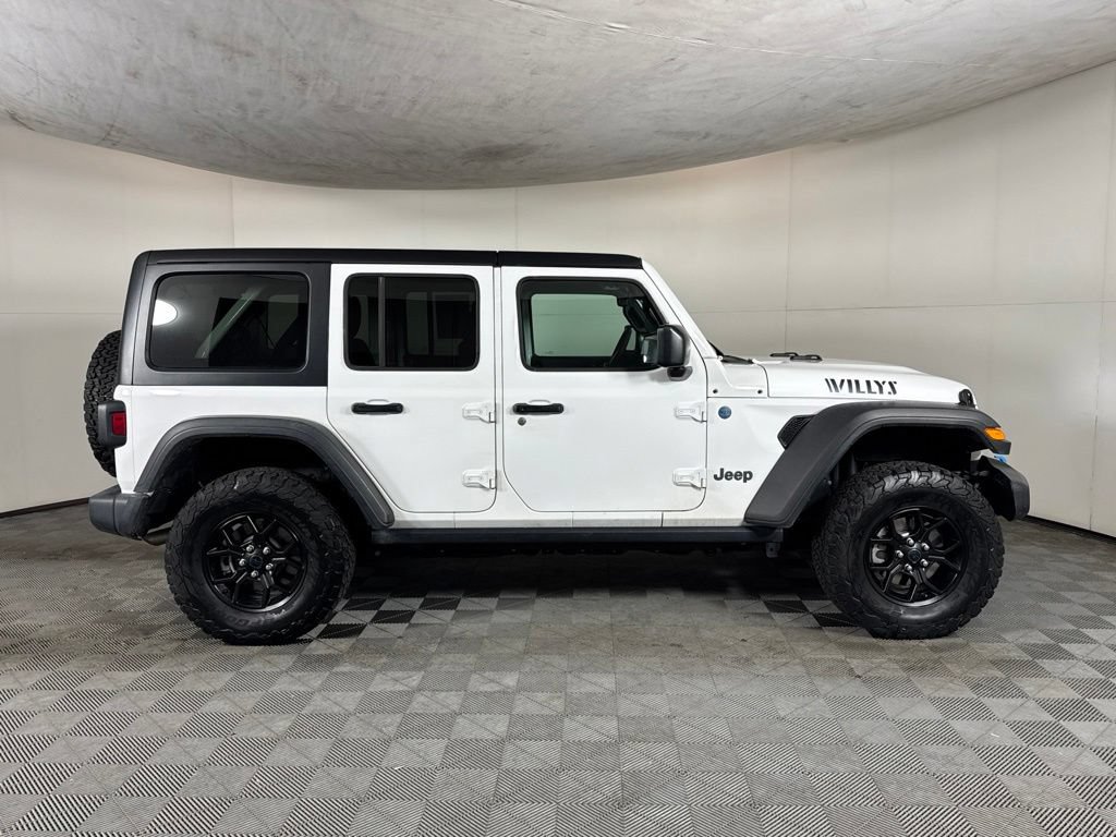 Certified 2024 Jeep Wrangler Unlimited AWD/4WD image 4