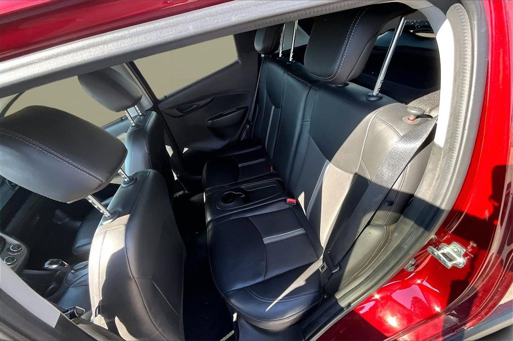 Used 2022 Chevrolet Spark ACTIV image 28