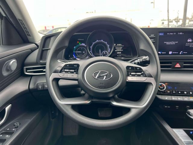 Used 2023 Hyundai Elantra Blue image 14