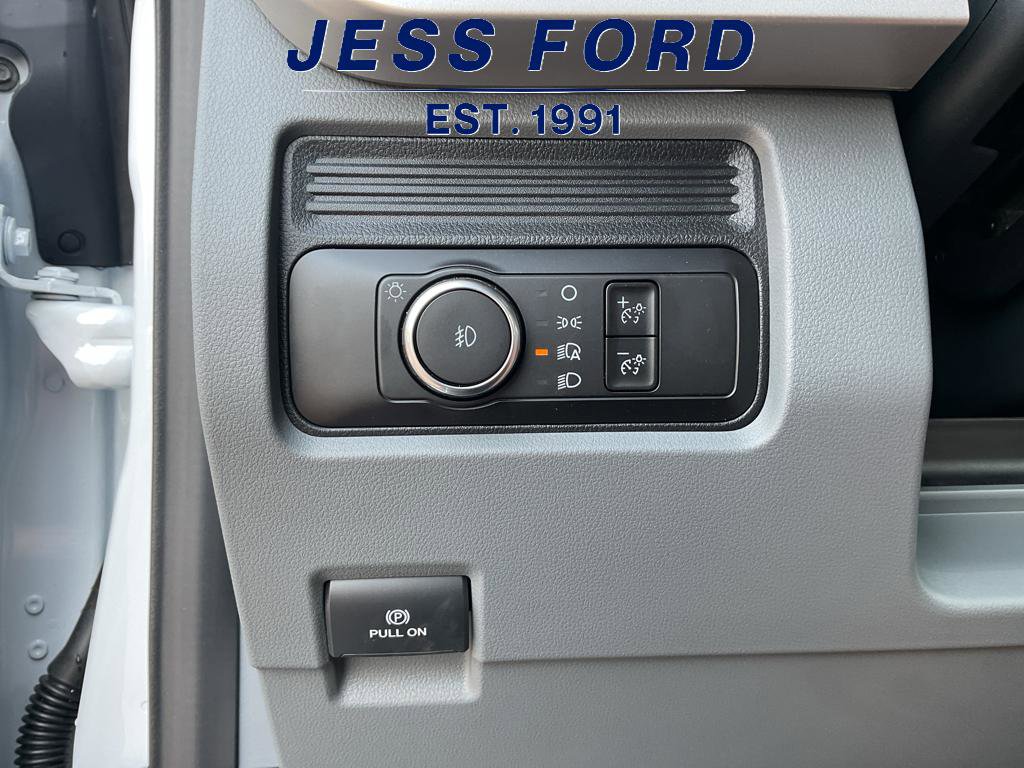 New 2026 Ford F550 4x4 Regular Cab Super Duty image 14