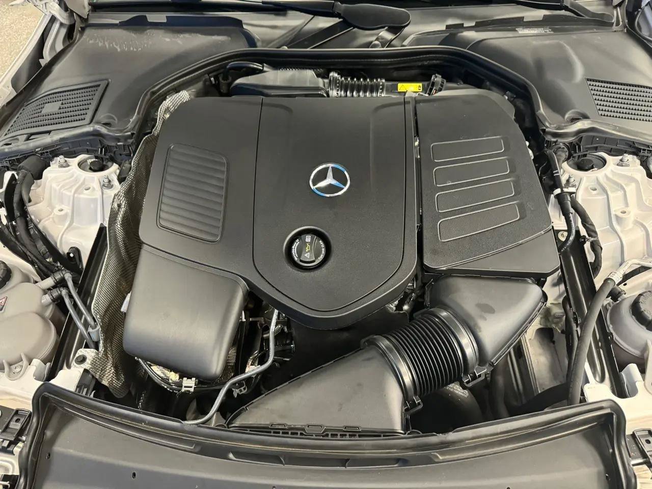 Used 2023 Mercedes-Benz C 300 4MATIC Sedan image 19