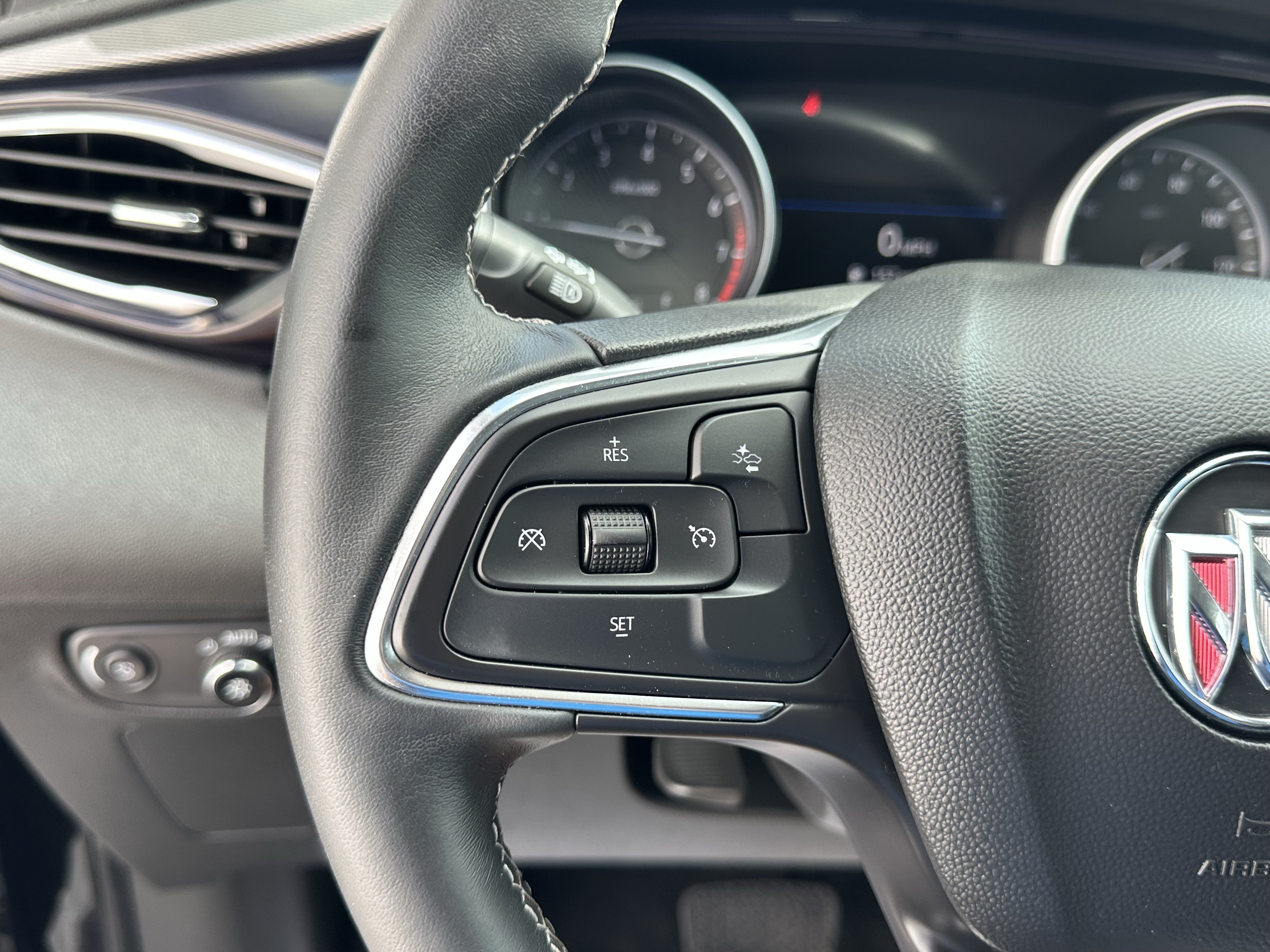 Certified 2023 Buick Encore GX Preferred w/ Cold Weather Comfort Package FWD image 30