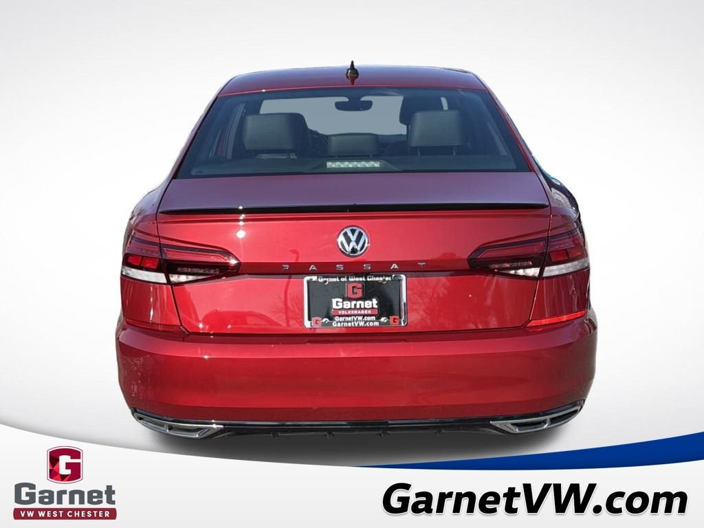 Used 2021 Volkswagen Passat 2.0T R-Line image 4