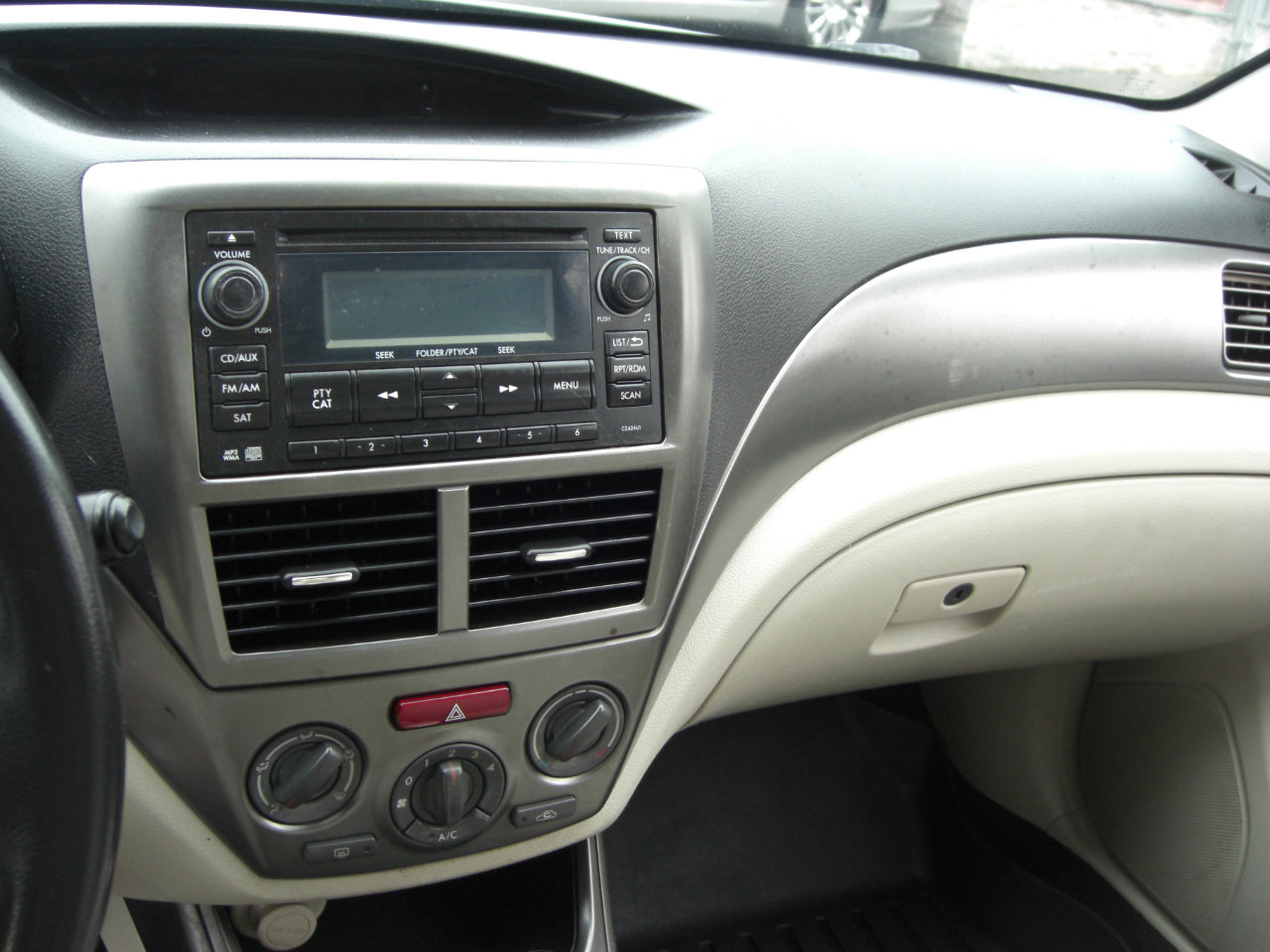 Used 2011 Subaru Impreza Outback Sport image 8