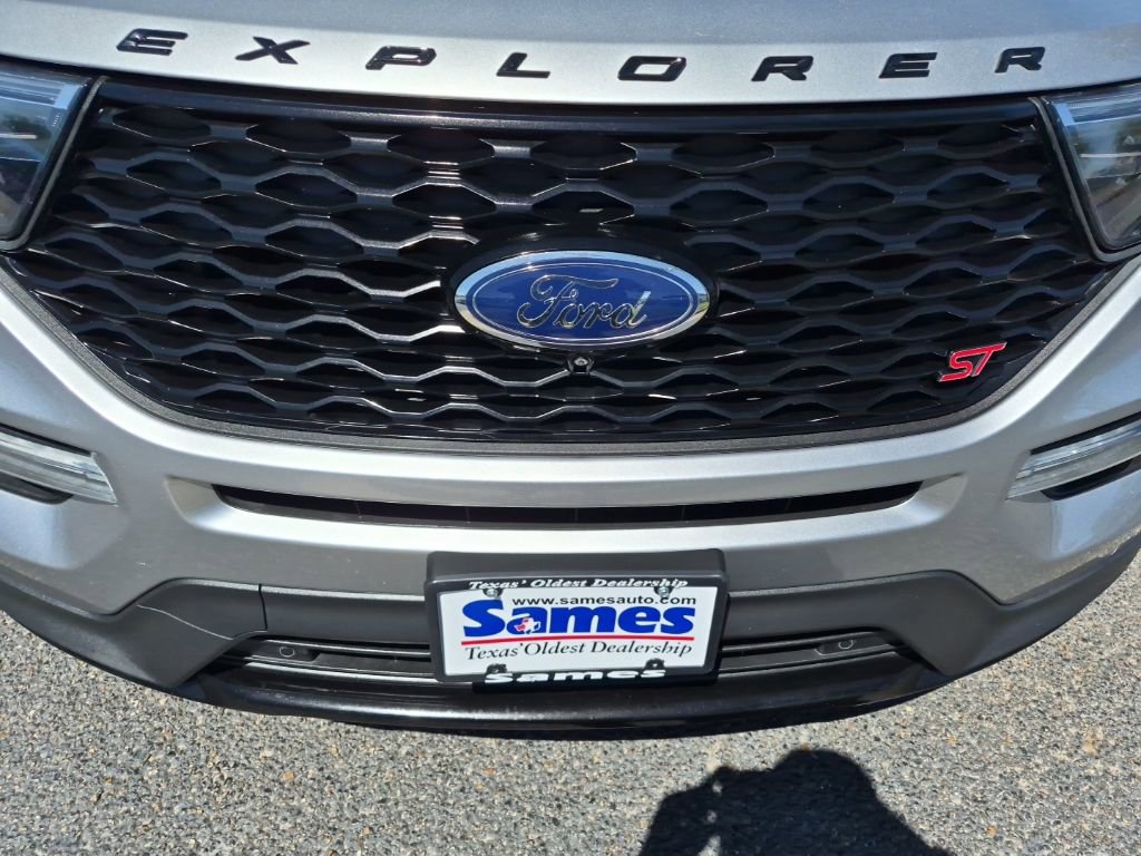 Used 2023 Ford Explorer ST w/ Equipment Group 401A AWD/4WD image 9