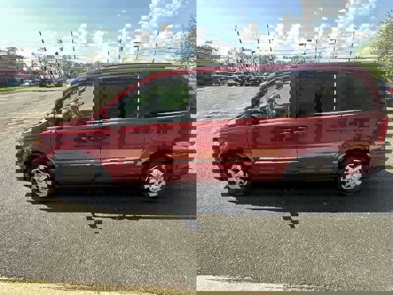 Used 2012 Chrysler Town & Country Touring w/ Entertainment Group #1 image 4