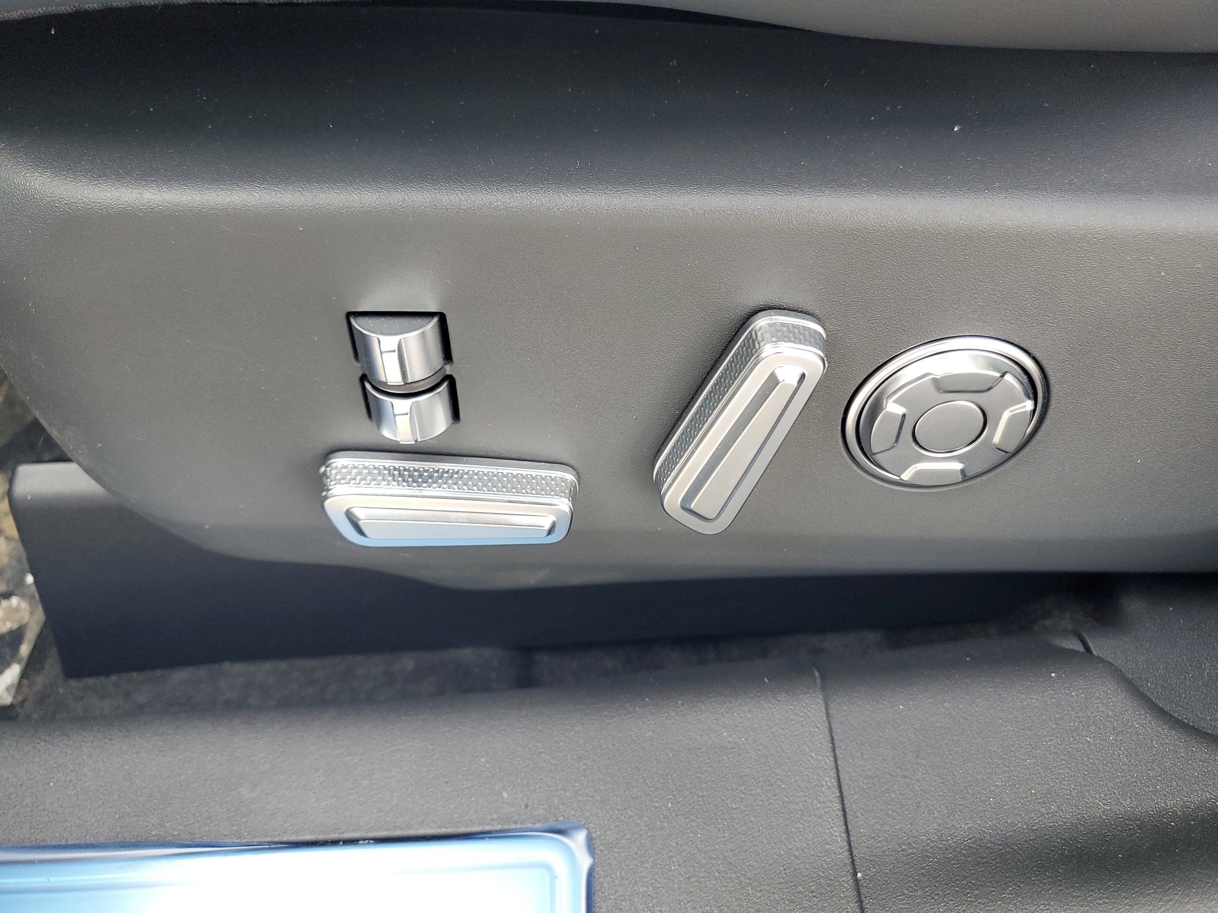 New 2026 Lincoln Nautilus Reserve image 12