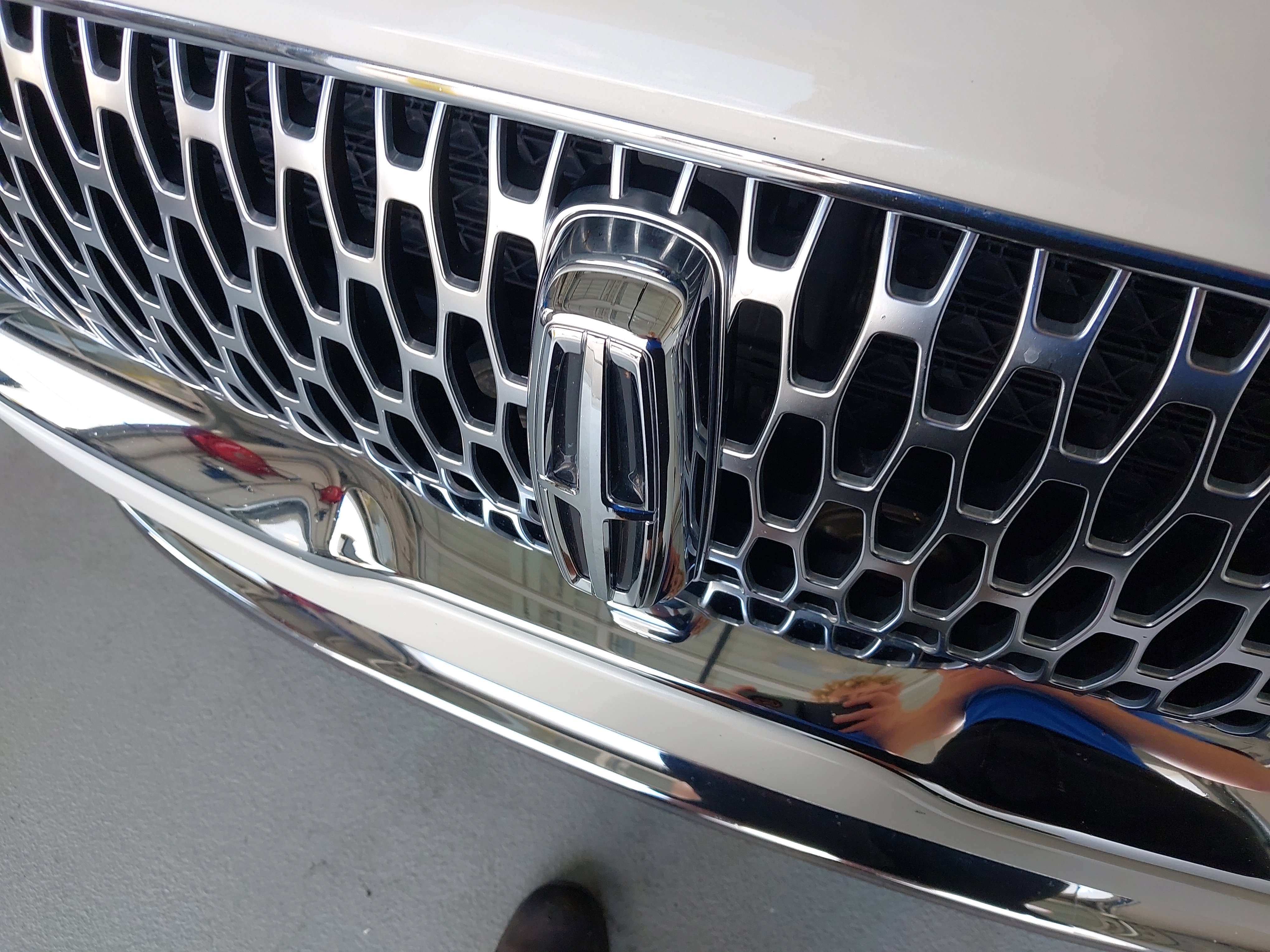 Used 2021 Lincoln Nautilus Reserve w/ Cargo Utility Package image 31