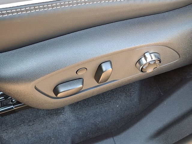 New 2026 GMC Acadia Denali Ultimate w/ LPO, Floor Liner Package image 13