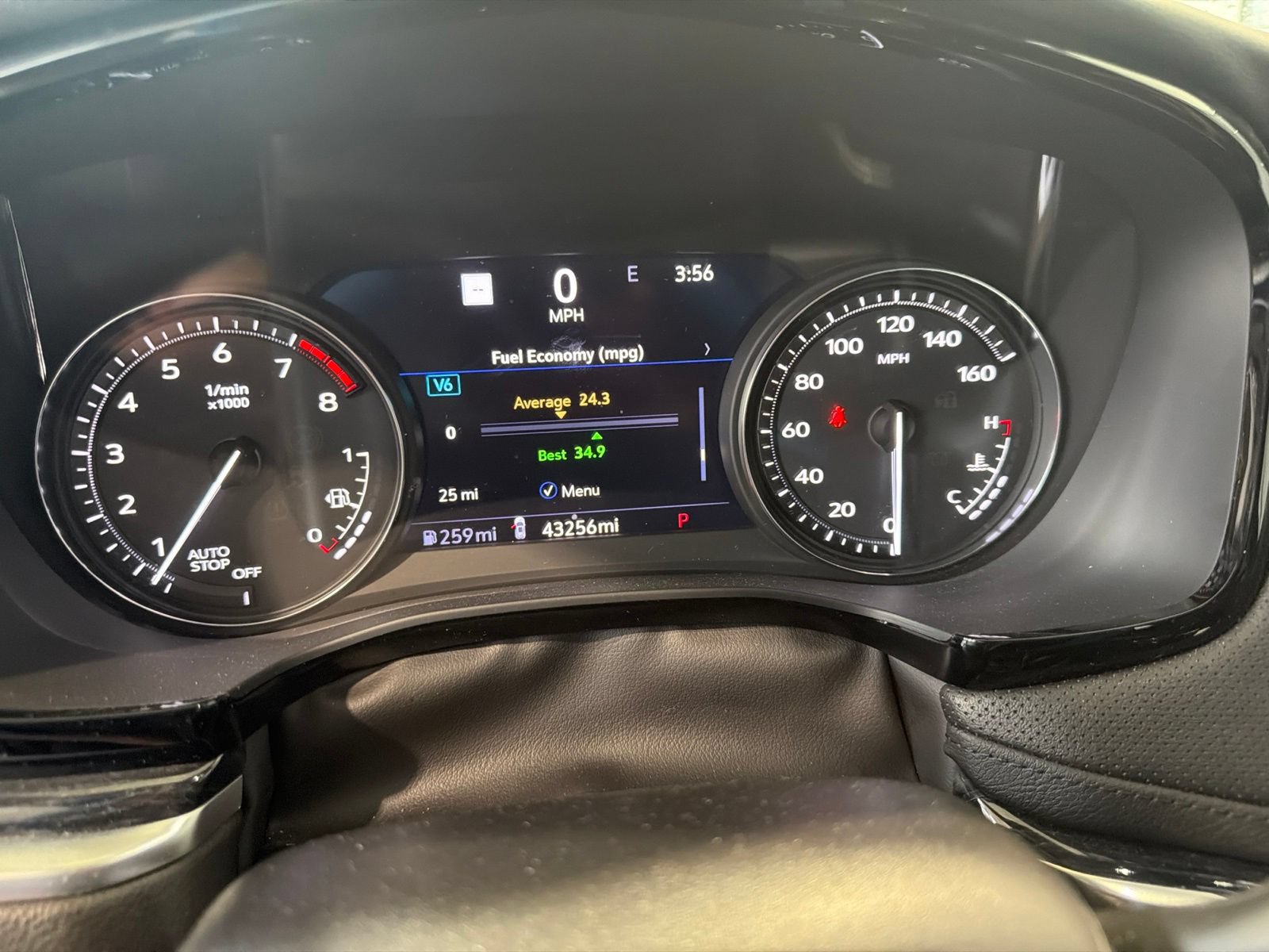 Used 2024 Cadillac XT5 Premium Luxury w/ Technology Package FWD image 6