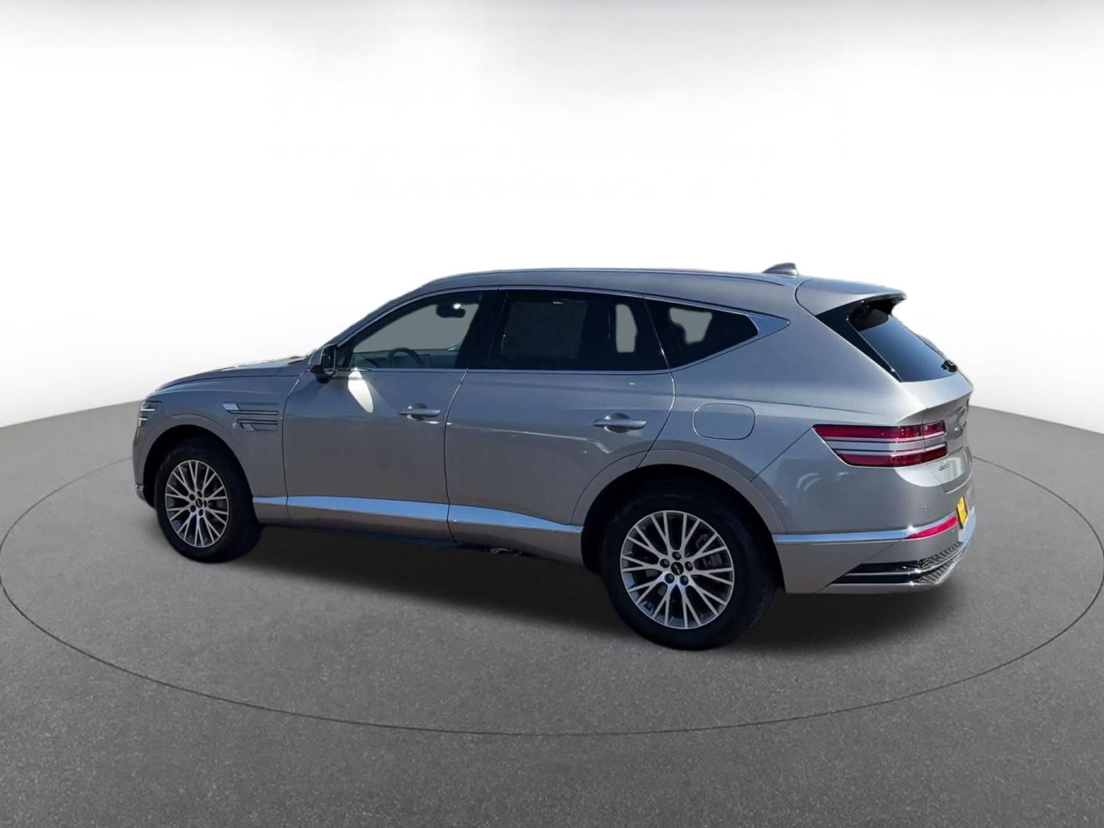 Used 2026 Genesis GV80 2.5T AWD/4WD image 9