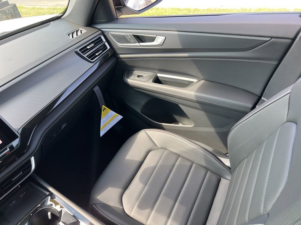 New 2026 Volkswagen Atlas Cross Sport SEL R-Line image 26