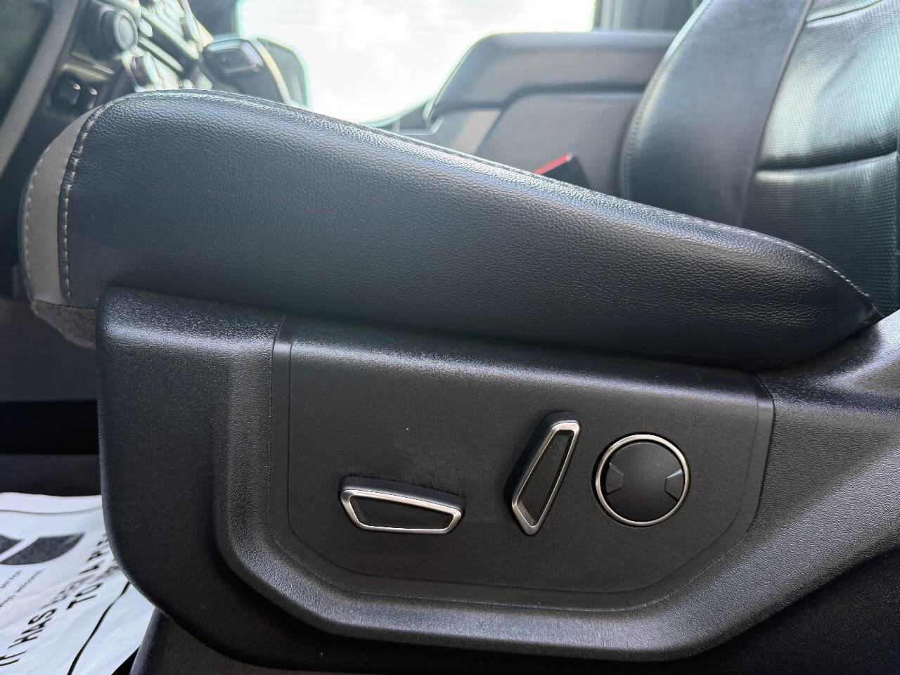 Used 2018 Ford F150 Raptor w/ Equipment Group 802A Luxury image 22