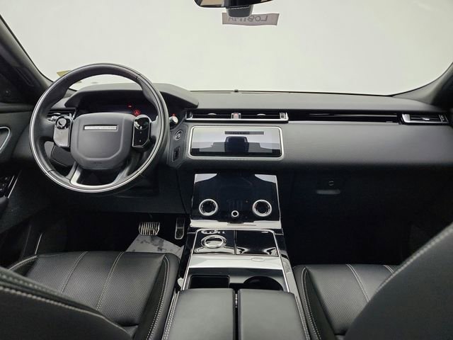 Used 2019 Land Rover Range Rover Velar R-Dynamic SE image 26
