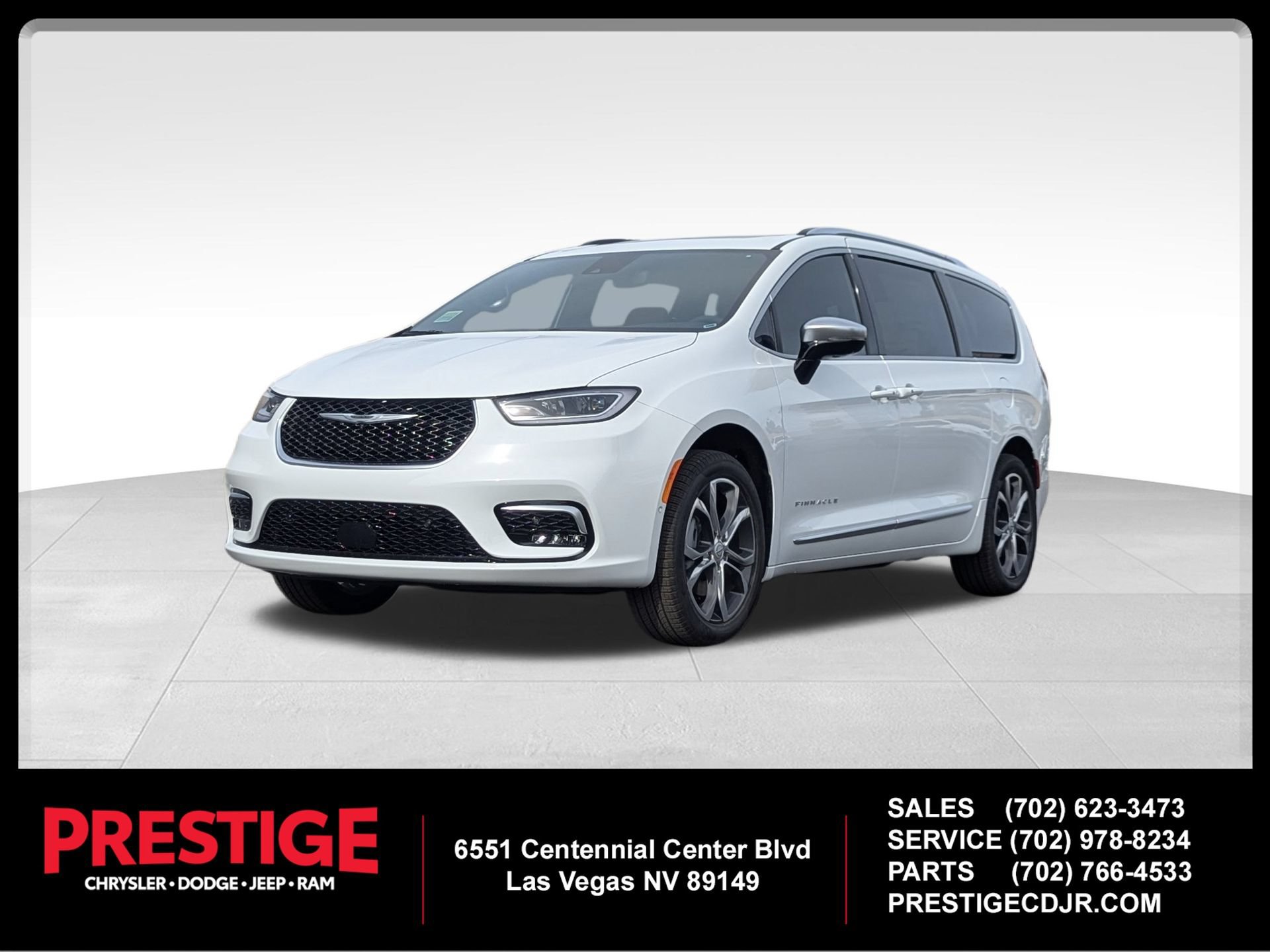 New 2026 Chrysler Pacifica Pinnacle w/ Trailer Tow Group AWD/4WD image 1