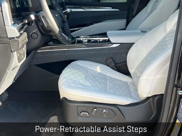 Used 2026 Cadillac Escalade V AWD/4WD image 14
