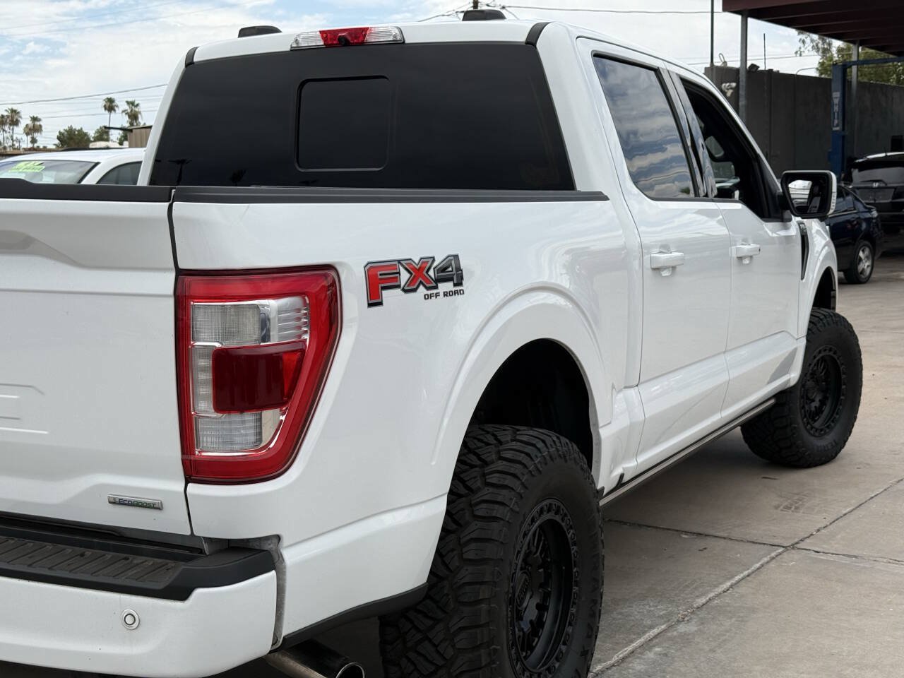 Used 2022 Ford F150 Lariat w/ Equipment Group 502A High AWD/4WD image 8