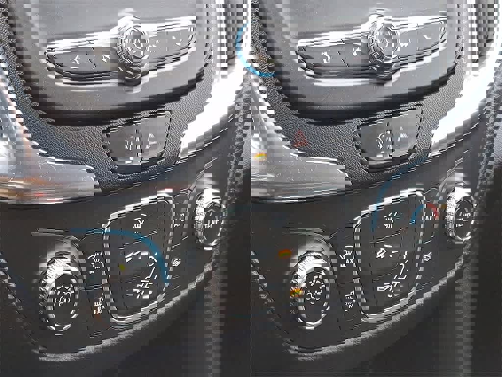 Used 2022 Chevrolet Equinox LT image 15