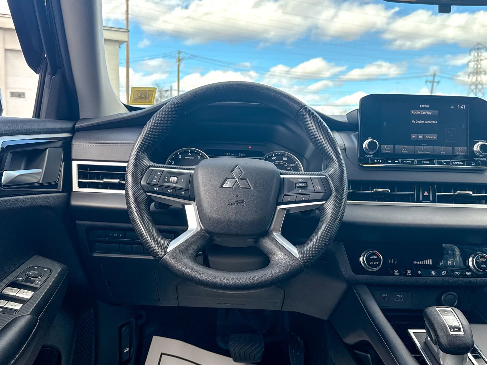 Used 2024 Mitsubishi Outlander ES image 22