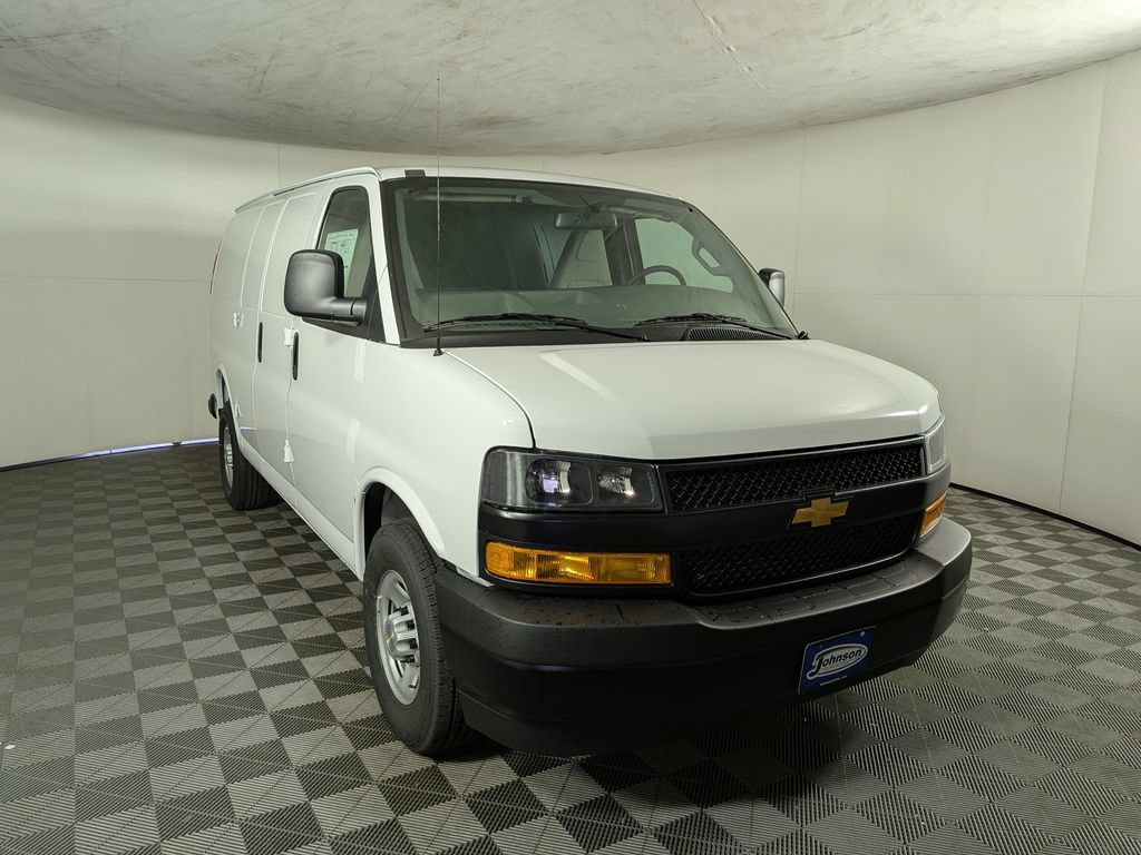 New 2026 Chevrolet Express 2500 w/ Driver Convenience Package RWD image 5