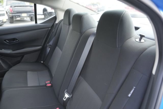 Used 2025 Nissan Sentra SV image 13