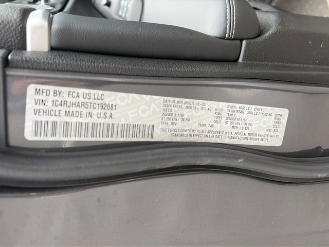 New 2026 Jeep Grand Cherokee Altitude image 44