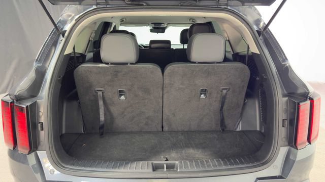 Used 2022 Kia Sorento S FWD image 35