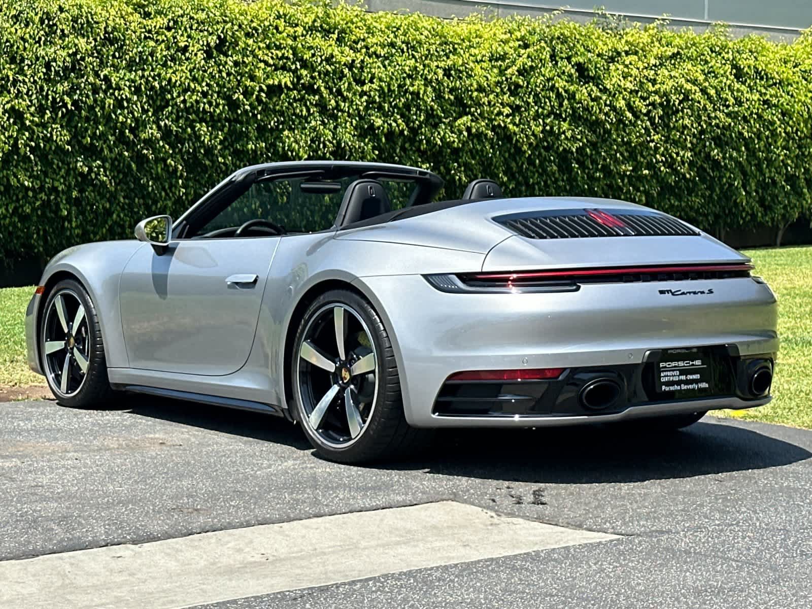 Certified 2023 Porsche 911 Carrera S RWD image 3