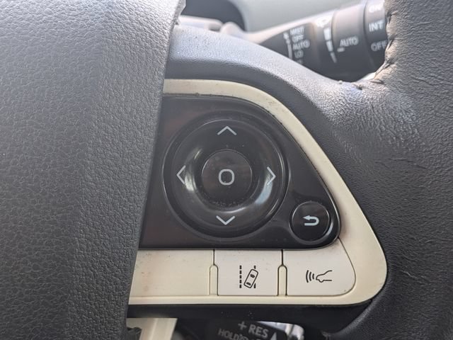 Used 2017 Toyota Prius Four Touring w/ Appearance Package FWD image 26