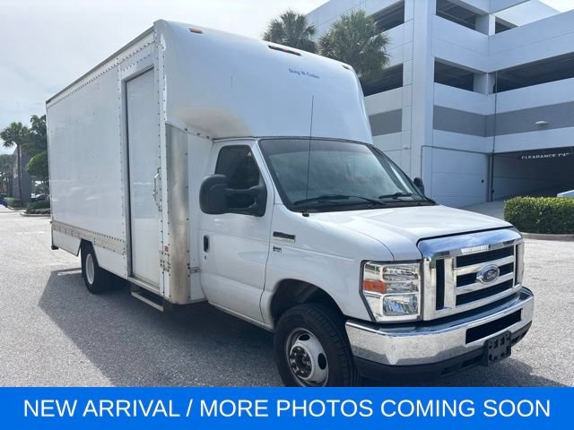 Used 2019 Ford E-350 and Econoline 350 Super Duty w/ Power Windows & Locks Group RWD image 1