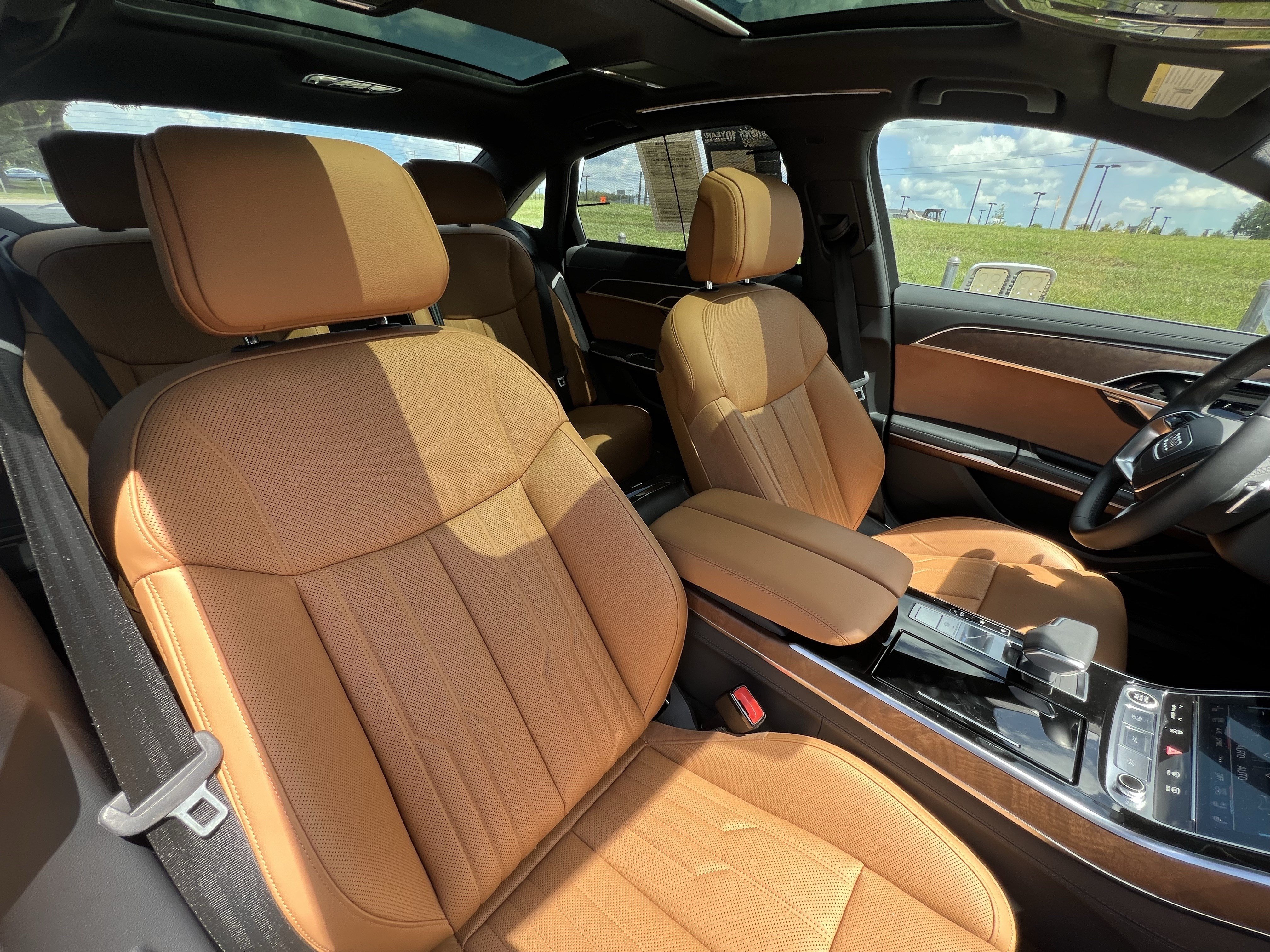 Used 2025 Audi A8 L 3.0T w/ Executive Package AWD/4WD image 35