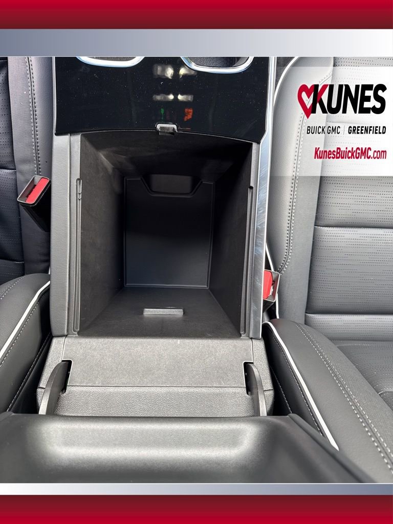 New 2026 Buick Enclave Sport Touring w/ LPO, Floor Liner Package image 33