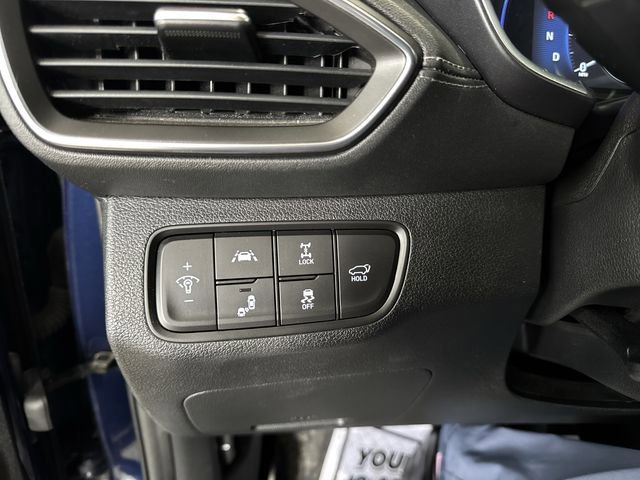 Used 2019 Hyundai Santa Fe Limited w/ Cargo Package image 17