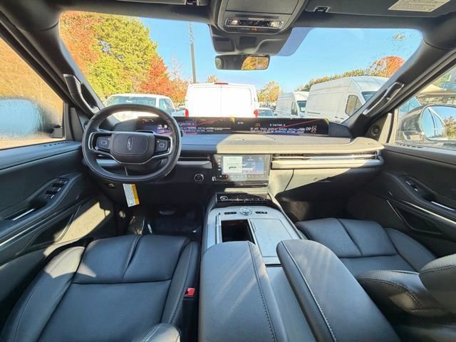 New 2025 Lincoln Navigator Reserve w/ Jet Appearance Package image 11