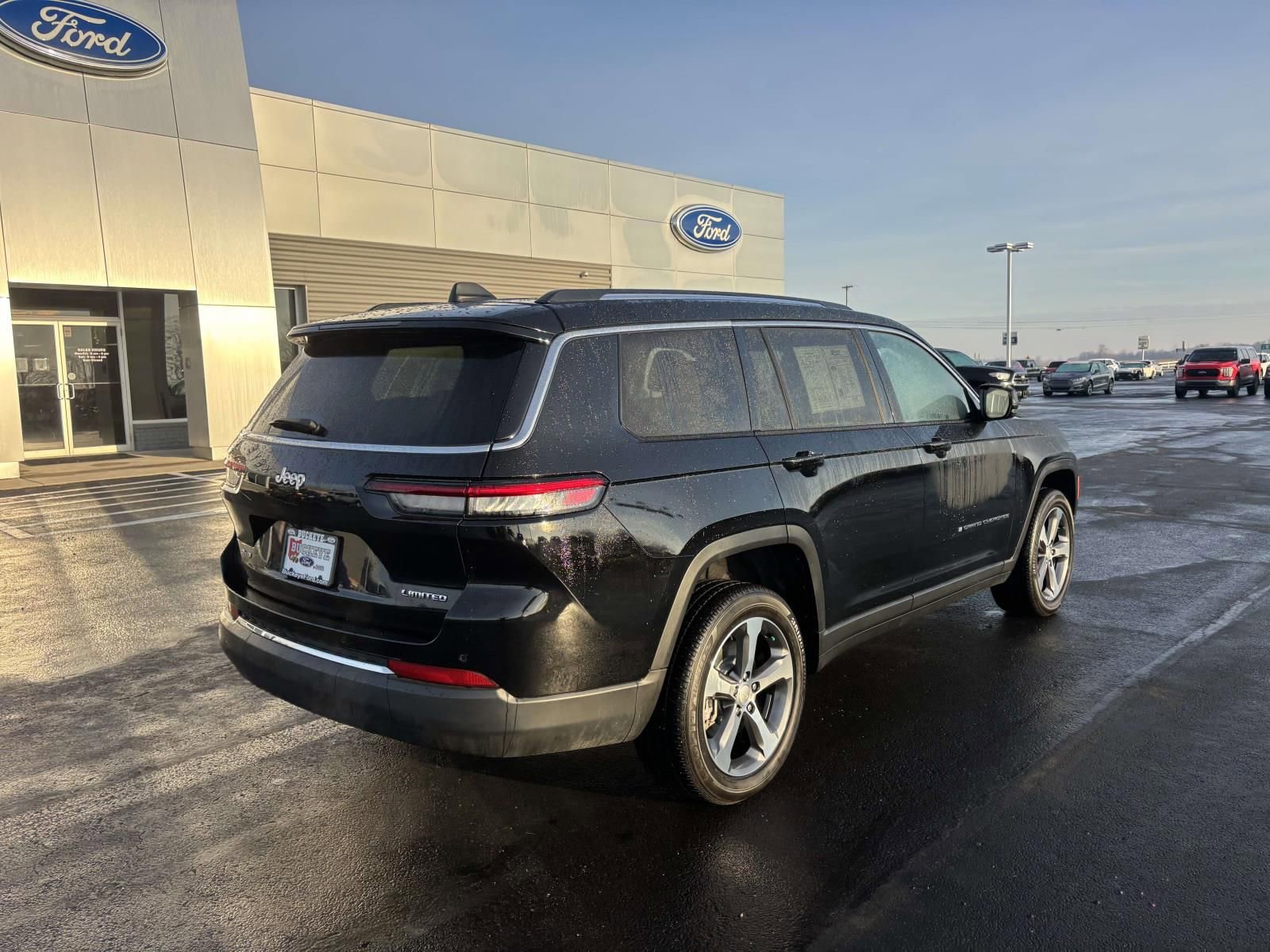 Used 2023 Jeep Grand Cherokee L Limited image 9