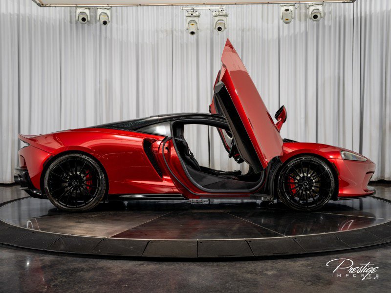 Used 2020 McLaren GT image 21